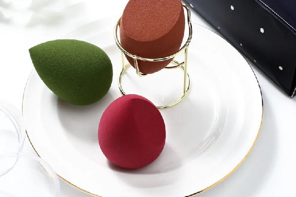 美妝蛋用卸妝水清洗可以嗎 美妝蛋洗完怎么晾干 美妝蛋用卸妝水清洗可以嗎 美妝蛋洗完怎么晾干