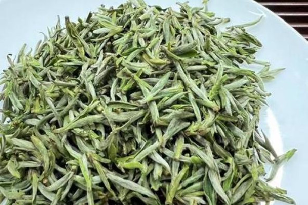 龍井茶多少錢一斤 龍井茶買什么牌子的好 龍井茶多少錢一斤 龍井茶買什么牌子的好