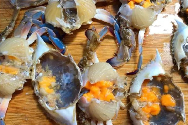 三眼蟹要蒸多久才能蒸熟 三眼蟹蒸著吃好吃嗎 三眼蟹要蒸多久才能蒸熟 三眼蟹蒸著吃好吃嗎