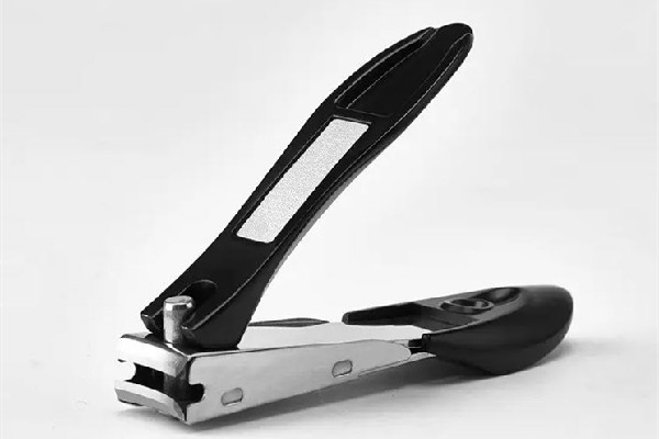 指甲刀生銹了還能用嗎 指甲刀生銹了怎么辦 指甲刀生銹了還能用嗎 指甲刀生銹了怎么辦