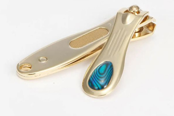 指甲刀碳鋼和不銹鋼哪個好 指甲刀可以隨便給他人用嗎 指甲刀碳鋼和不銹鋼哪個好 指甲刀可以隨便給他人用嗎