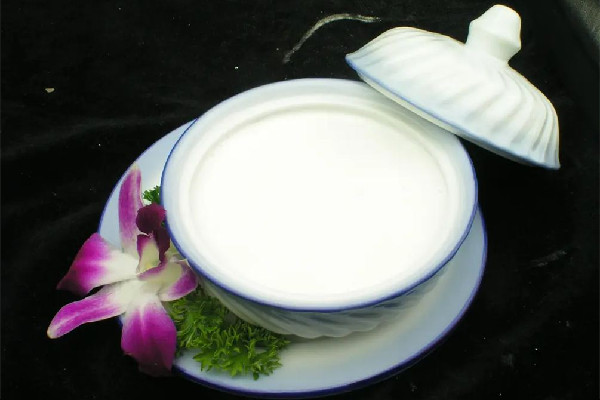 雙皮奶發(fā)苦是壞了嗎 雙皮奶發(fā)苦怎么處理 雙皮奶發(fā)苦是壞了嗎 雙皮奶發(fā)苦怎么處理