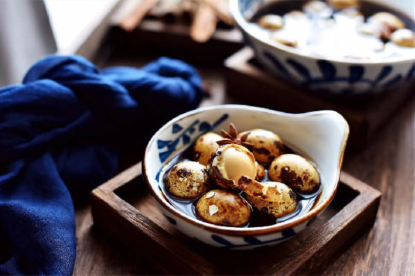 鵪鶉蛋小孩子可以吃嗎 鵪鶉蛋適合多大寶寶吃 鵪鶉蛋小孩子可以吃嗎 鵪鶉蛋適合多大寶寶吃