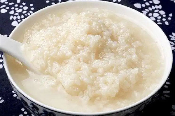 醪糟含有酒精嗎 醪糟和米酒的區(qū)別 醪糟含有酒精嗎 醪糟和米酒的區(qū)別