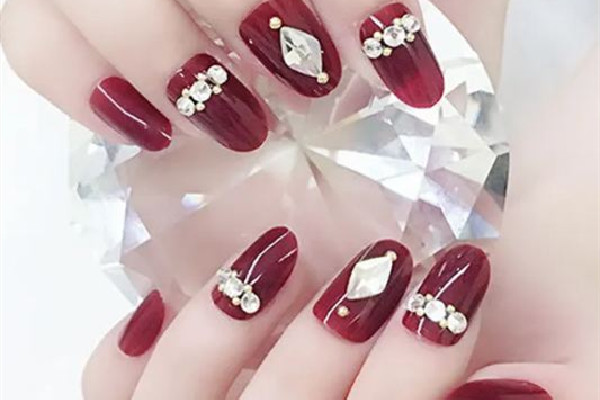 甲片要選比自己本甲大還是小 甲片怎么量尺寸 甲片要選比自己本甲大還是小 甲片怎么量尺寸