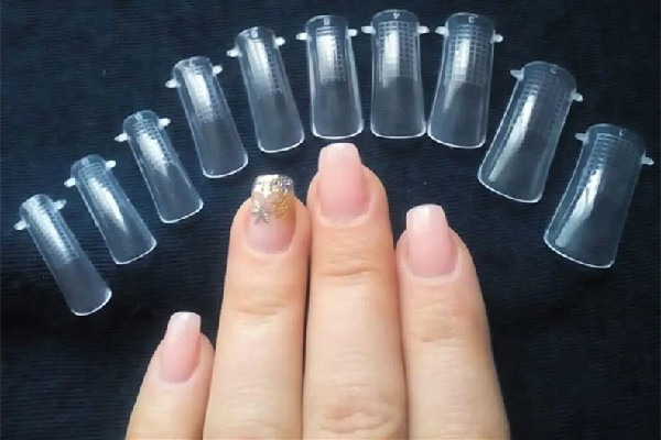 延長(zhǎng)甲寫字方便嗎 延長(zhǎng)甲會(huì)不會(huì)不方便 延長(zhǎng)甲寫字方便嗎 延長(zhǎng)甲會(huì)不會(huì)不方便