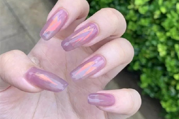 延長(zhǎng)甲斷了可以補(bǔ)救嗎 延長(zhǎng)甲做好了還可以修嗎 延長(zhǎng)甲斷了可以補(bǔ)救嗎 延長(zhǎng)甲做好了還可以修嗎