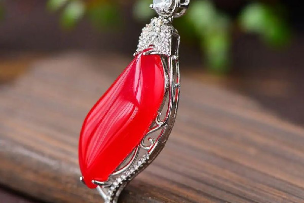 紅玉髓要怎么保養(yǎng) 紅玉髓多久保養(yǎng)一次最好 紅玉髓要怎么保養(yǎng) 紅玉髓多久保養(yǎng)一次最好