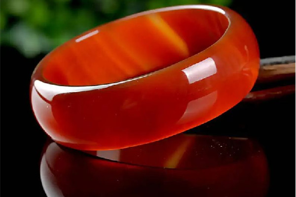 紅玉髓不能沾水嗎 紅玉髓可以戴著睡覺嗎 紅玉髓不能沾水嗎 紅玉髓可以戴著睡覺嗎