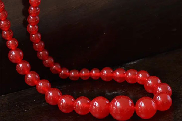 紅玉髓顏色深好還是淺好 紅玉髓顏色為什么不一樣 紅玉髓顏色深好還是淺好 紅玉髓顏色為什么不一樣