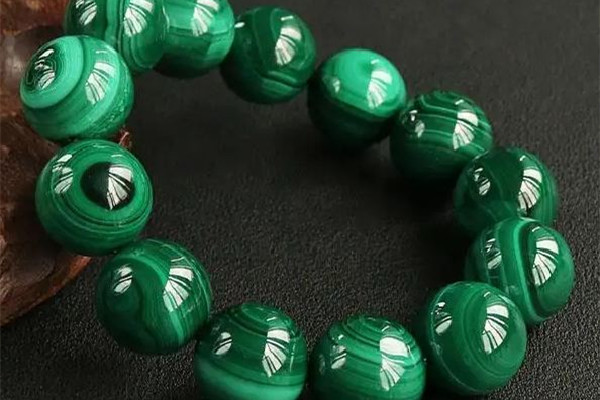 孔雀石值錢嗎 孔雀石多少錢一克 孔雀石值錢嗎 孔雀石多少錢一克