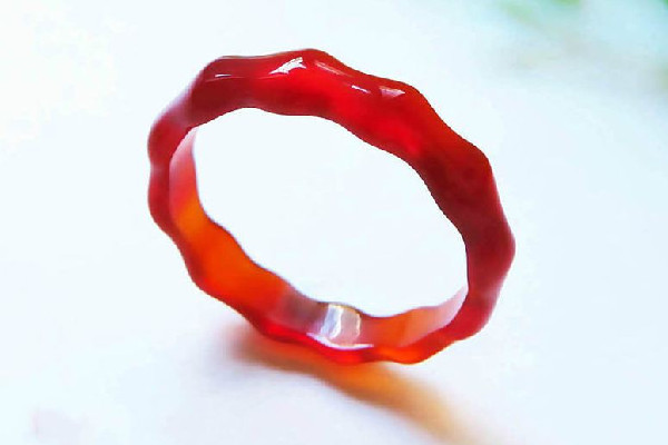 紅玉髓顏色深好還是淺好 紅玉髓顏色為什么不一樣 紅玉髓顏色深好還是淺好 紅玉髓顏色為什么不一樣