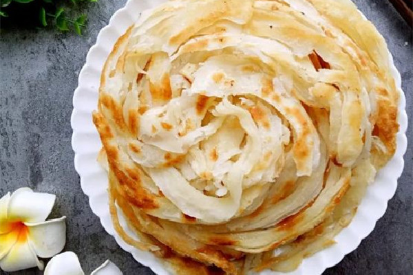 手抓餅和烤冷面哪個熱量高 手抓餅一次吃不完怎么放 手抓餅和烤冷面哪個熱量高 手抓餅一次吃不完怎么放