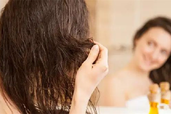 頭發(fā)水療一般收費多少錢一次 頭發(fā)水療是怎么做的 頭發(fā)水療一般收費多少錢一次 頭發(fā)水療是怎么做的