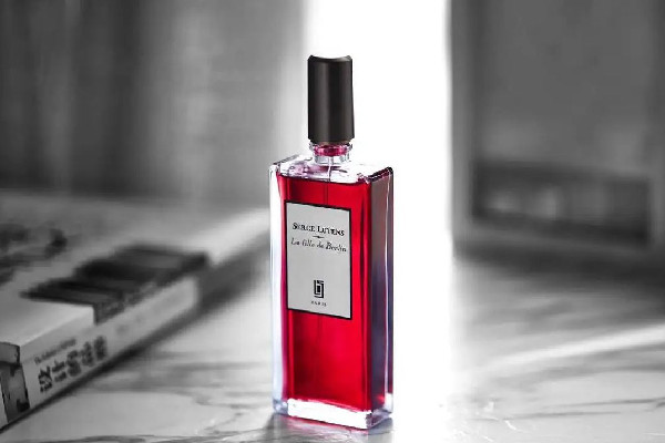 蘆丹氏柏林少女和孤兒怨哪款好聞 蘆丹氏柏林少女和孤女的區(qū)別是什么 蘆丹氏柏林少女和孤兒怨哪款好聞 蘆丹氏柏林少女和孤女的區(qū)別是什么