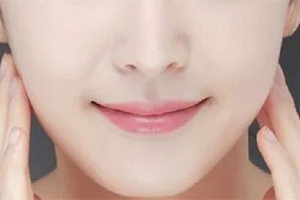 武漢假體下巴哪里做的好 武漢做假體下巴多少錢(qián) 武漢假體下巴哪里做的好 武漢做假體下巴多少錢(qián)