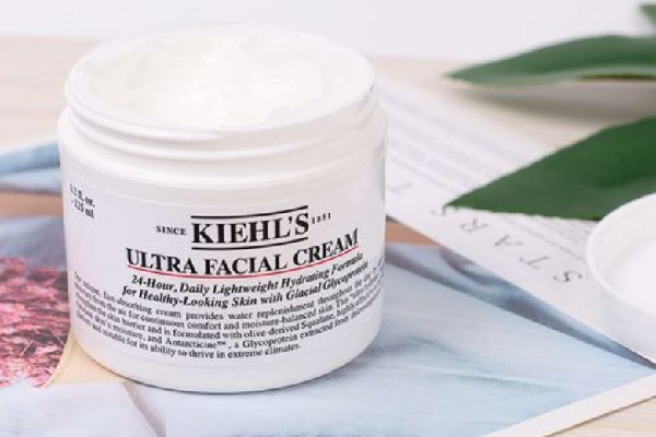 科顏氏保濕面霜和珂潤(rùn)面霜哪個(gè)好用 科顏氏保濕面霜是什么顏色 科顏氏保濕面霜和珂潤(rùn)面霜哪個(gè)好用 科顏氏保濕面霜是什么顏色