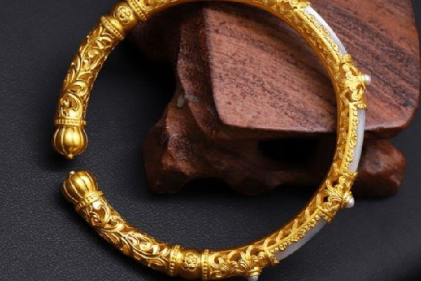 黃金手鐲什么款式好看又實用 黃金手鐲買開口的好還是圓的好 黃金手鐲什么款式好看又實用 黃金手鐲買開口的好還是圓的好