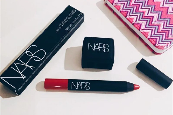 nars唇膏筆怎么擰出來(lái) nars唇膏筆正裝幾克 nars唇膏筆怎么擰出來(lái) nars唇膏筆正裝幾克