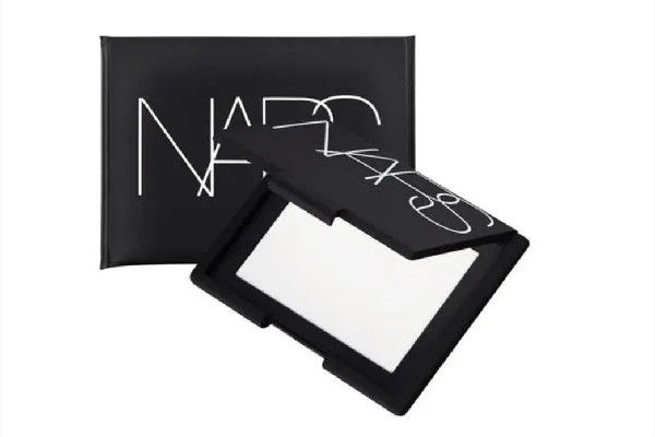 nars蜜粉餅脫盤(pán)怎么辦 nars蜜粉餅可以用刷子嗎 nars蜜粉餅脫盤(pán)怎么辦 nars蜜粉餅可以用刷子嗎