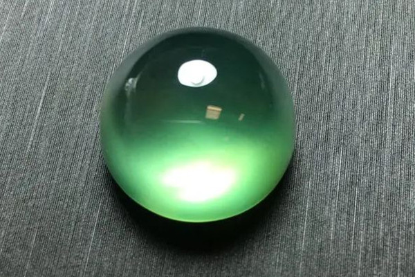 葡萄石有裂紋正常嗎 葡萄石裂紋和生長紋的區(qū)別 葡萄石有裂紋正常嗎 葡萄石裂紋和生長紋的區(qū)別