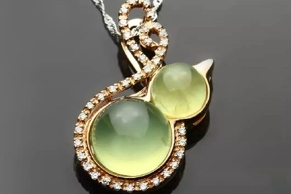 葡萄石買回來可以直接戴嗎 葡萄石買回來怎么保養(yǎng) 葡萄石買回來可以直接戴嗎 葡萄石買回來怎么保養(yǎng)