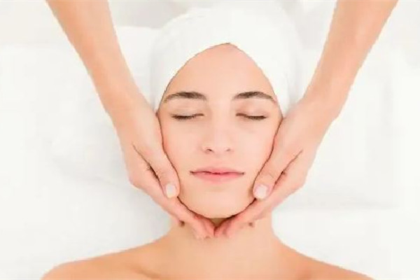 水果湖愛(ài)漾皮膚管理中心肌膚護(hù)理手法專業(yè)嗎 肌膚護(hù)理是什么意思