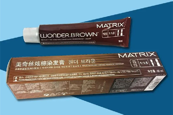 染發(fā)劑的氣味對人體有害嗎 染發(fā)劑為什么味道刺鼻 染發(fā)劑的氣味對人體有害嗎 染發(fā)劑為什么味道刺鼻