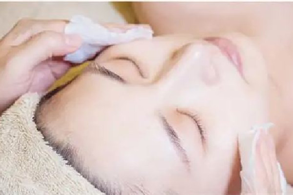 水果湖清顏堂專業(yè)祛痘面部清潔感覺(jué)好不好 面部清潔最有效的方法