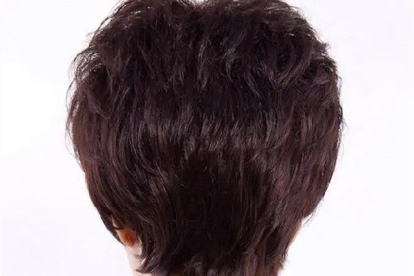 燙頭發(fā)后頭屑多是什么原因 燙頭發(fā)后為什么總是掉頭發(fā) 燙頭發(fā)后頭屑多是什么原因 燙頭發(fā)后為什么總是掉頭發(fā)