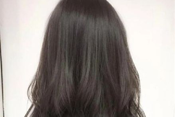 燙頭發(fā)會不會影響發(fā)質 燙頭發(fā)后頭發(fā)干枯毛躁怎么辦 燙頭發(fā)會不會影響發(fā)質 燙頭發(fā)后頭發(fā)干枯毛躁怎么辦