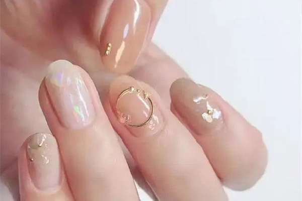 積玉橋EM?日式沙龍美甲店做指甲的效果怎么樣 做指甲有什么好處