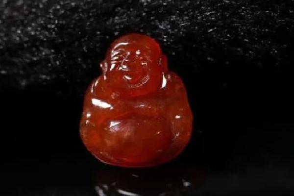 紅翡翠的價格一般是多少 紅翡翠和綠翡翠哪個價值高 紅翡翠的價格一般是多少 紅翡翠和綠翡翠哪個價值高