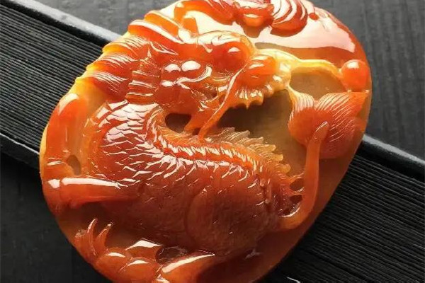 紅翡翠屬于什么檔次 紅翡翠有收藏價值嗎 紅翡翠屬于什么檔次 紅翡翠有收藏價值嗎