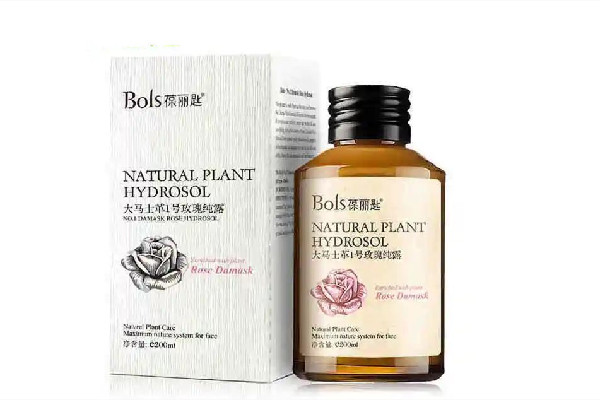 玫瑰純露要用什么玫瑰 玫瑰純露怎么制作方法 玫瑰純露要用什么玫瑰 玫瑰純露怎么制作方法