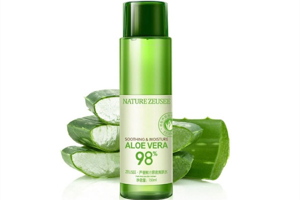 蘆薈水和蘆薈膠的區(qū)別 蘆薈水和蘆薈膠哪個(gè)效果好 蘆薈水和蘆薈膠的區(qū)別 蘆薈水和蘆薈膠哪個(gè)效果好