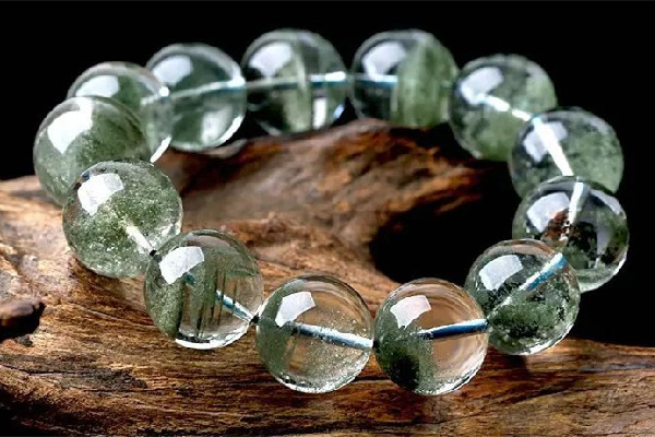 綠幽靈什么品相最好 綠幽靈是天然的還是合成的 綠幽靈什么品相最好 綠幽靈是天然的還是合成的