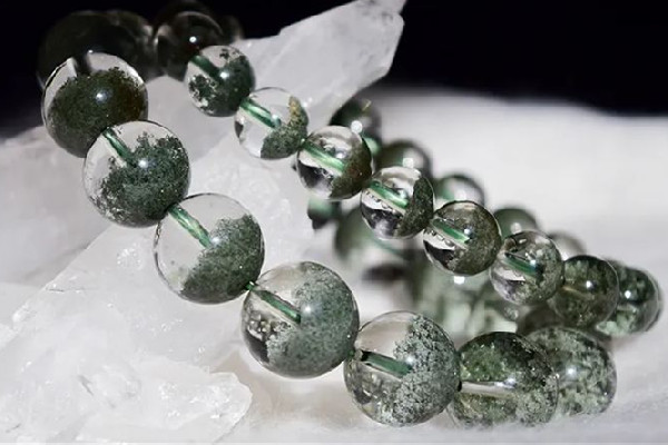 綠幽靈什么品相最好 綠幽靈是天然的還是合成的 綠幽靈什么品相最好 綠幽靈是天然的還是合成的