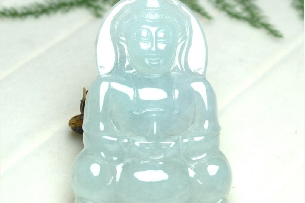 觀音吊墜怎么佩戴 觀音吊墜和平安扣哪個(gè)好 觀音吊墜怎么佩戴 觀音吊墜和平安扣哪個(gè)好