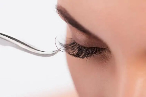 后湖奈爾美甲美睫店做睫毛項(xiàng)目怎么樣 做睫毛有什么要注意的 后湖奈爾美甲美睫店做睫毛項(xiàng)目怎么樣 做睫毛有什么要注意的