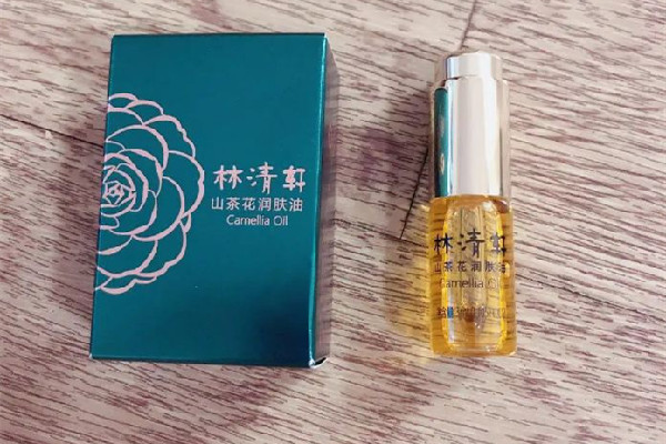 山茶花精油能預(yù)防妊娠紋嗎 山茶花精油對(duì)身體好嗎 山茶花精油能預(yù)防妊娠紋嗎 山茶花精油對(duì)身體好嗎