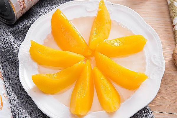 黃桃罐頭可以放多久 黃桃罐頭過期了還能吃嗎 黃桃罐頭可以放多久 黃桃罐頭過期了還能吃嗎