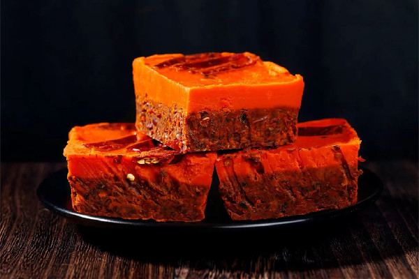 牛油火鍋底料的熱量 牛油火鍋底料適合減肥吃嗎 牛油火鍋底料的熱量 牛油火鍋底料適合減肥吃嗎