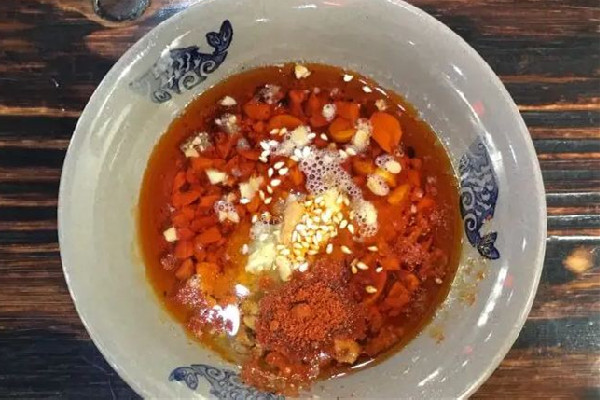 香油碟和麻醬碟哪個(gè)熱量少 香油碟的熱量 香油碟和麻醬碟哪個(gè)熱量少 香油碟的熱量