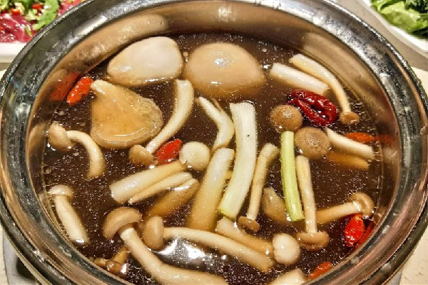 菌湯火鍋底料哪個(gè)牌子的好吃 菌湯火鍋底料買(mǎi)哪種好