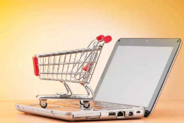 女子網(wǎng)購(gòu)牛仔褲竟在里面發(fā)現(xiàn)內(nèi)褲 網(wǎng)購(gòu)發(fā)現(xiàn)異物怎么處理 女子網(wǎng)購(gòu)牛仔褲竟在里面發(fā)現(xiàn)內(nèi)褲 網(wǎng)購(gòu)發(fā)現(xiàn)異物怎么處理