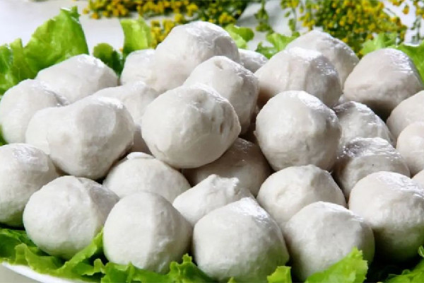 魚丸要放面粉嗎 魚丸放什么粉最好 魚丸要放面粉嗎 魚丸放什么粉最好