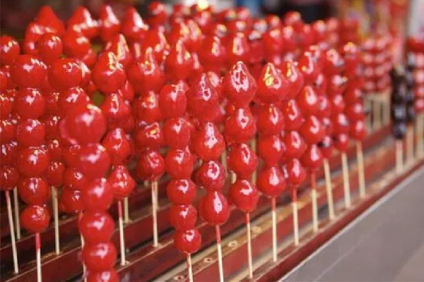 冰糖葫蘆用冰糖還是白糖 冰糖葫蘆糖衣主要成分 冰糖葫蘆用冰糖還是白糖 冰糖葫蘆糖衣主要成分