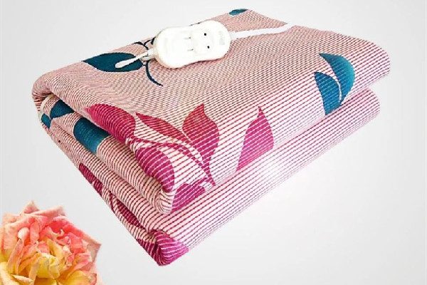 電熱毯用多久要換 電熱毯用時(shí)間長(zhǎng)會(huì)有危險(xiǎn)嗎