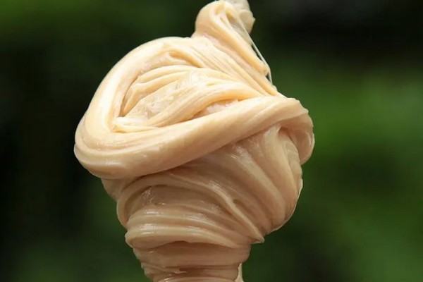 麥芽糖吃起來(lái)是不是粘牙 麥芽糖吃起來(lái)什么味道